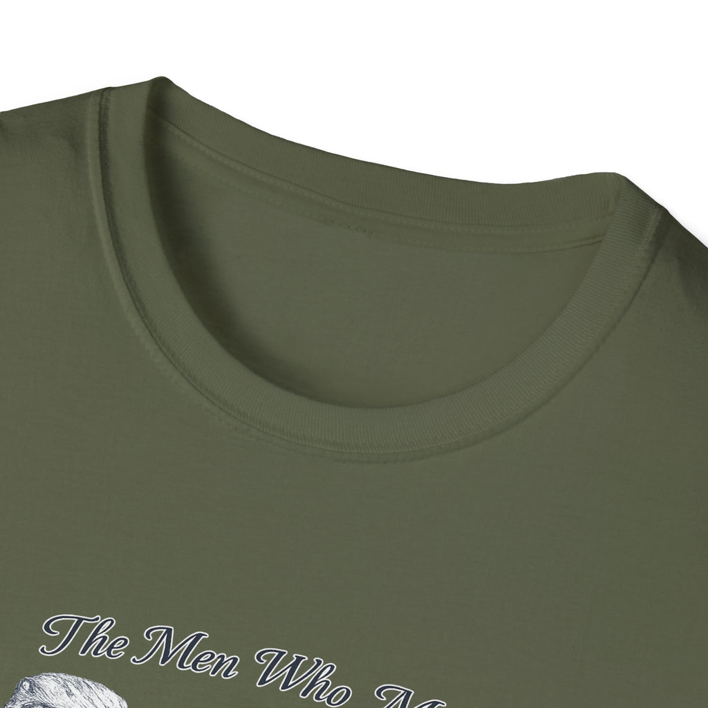 Mount Rushmore Christmas T-Shirt — "The Men Who Made America Great" Vintage Holiday Tee
